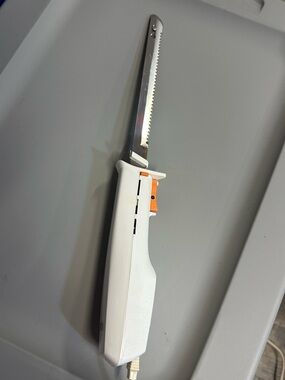 Vintage Slicing Knife 1986 Black and Decker EK15 D TESTED & Works electric Knife